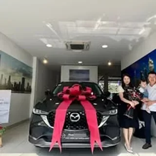 Hoạt động tư vấn và giao xe Mazda tại Vũng Tàu 4